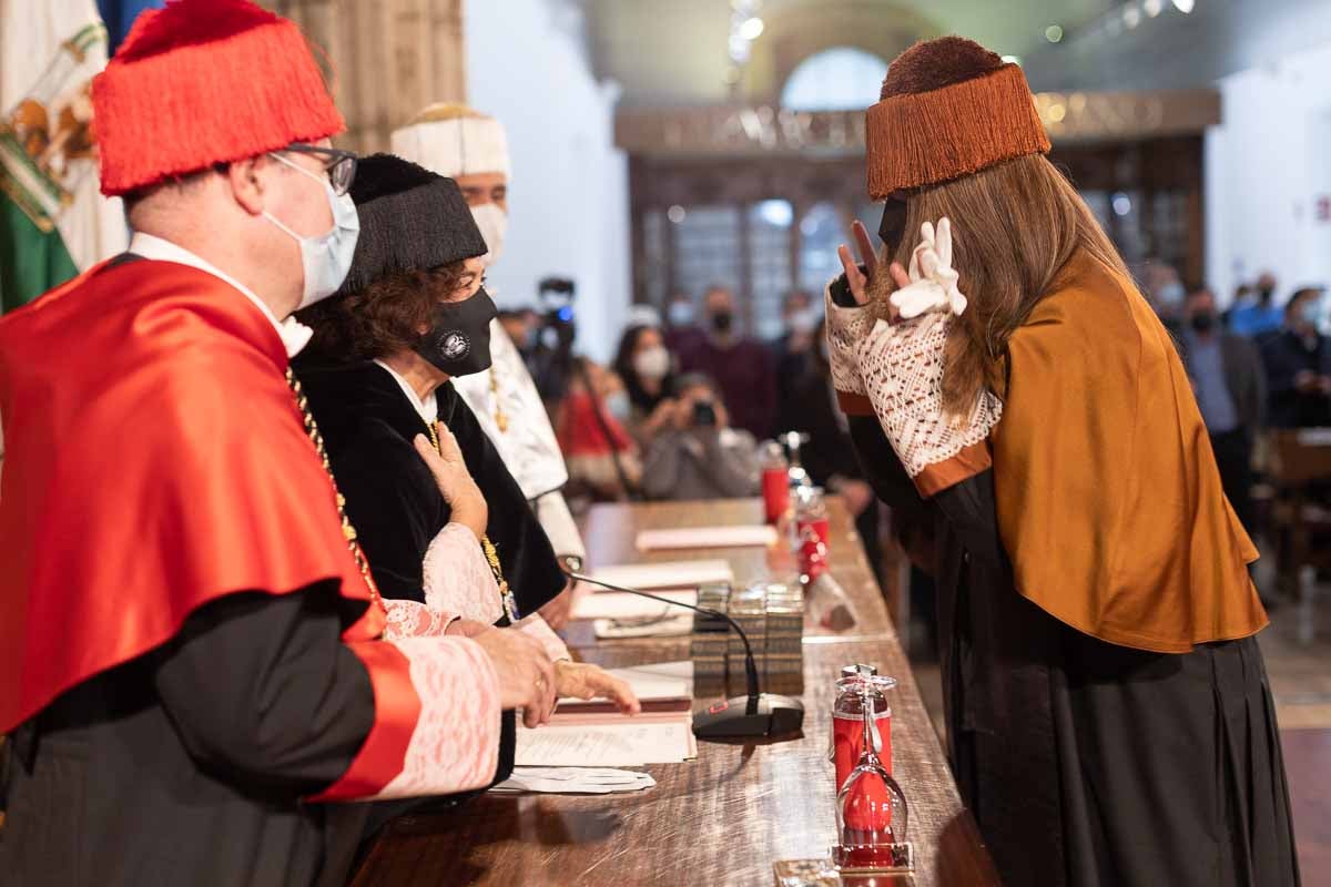 La UGR celebra el acto de investidura de sus nuevos doctores.