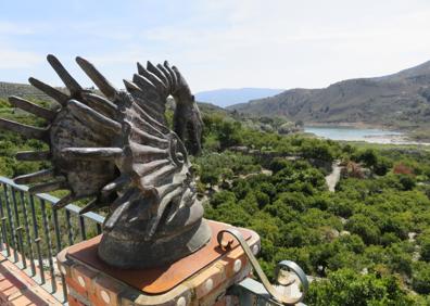 Imagen secundaria 1 - Imágenes del Mirador de las Alvirillas y de la vista del pantano de Béznar que se puede ver desde el lugar.