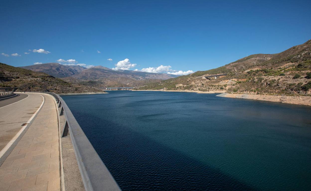 El Gobierno insta a la Junta a que remita un informe de Rules para evitar retrasos