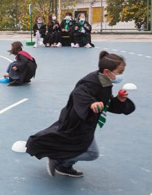 Imagen secundaria 2 - Resolviendo el escape room, creando una mandrágora y jugando al quidditch. 