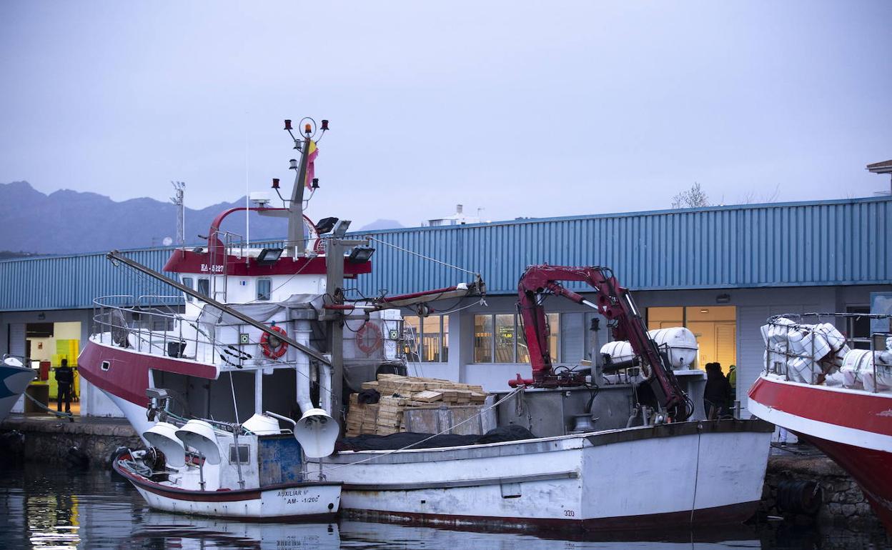 Barcos, en el puerto.
