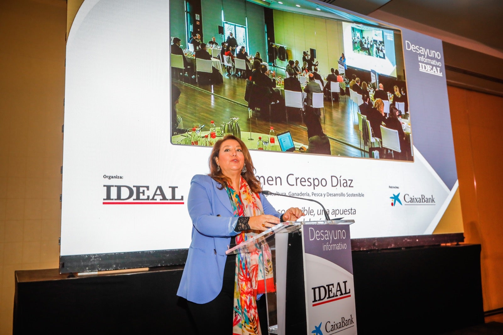 La consejera de Agricultura ha abordado este viernes los retos del sector agrícola en Granada y Andalucía