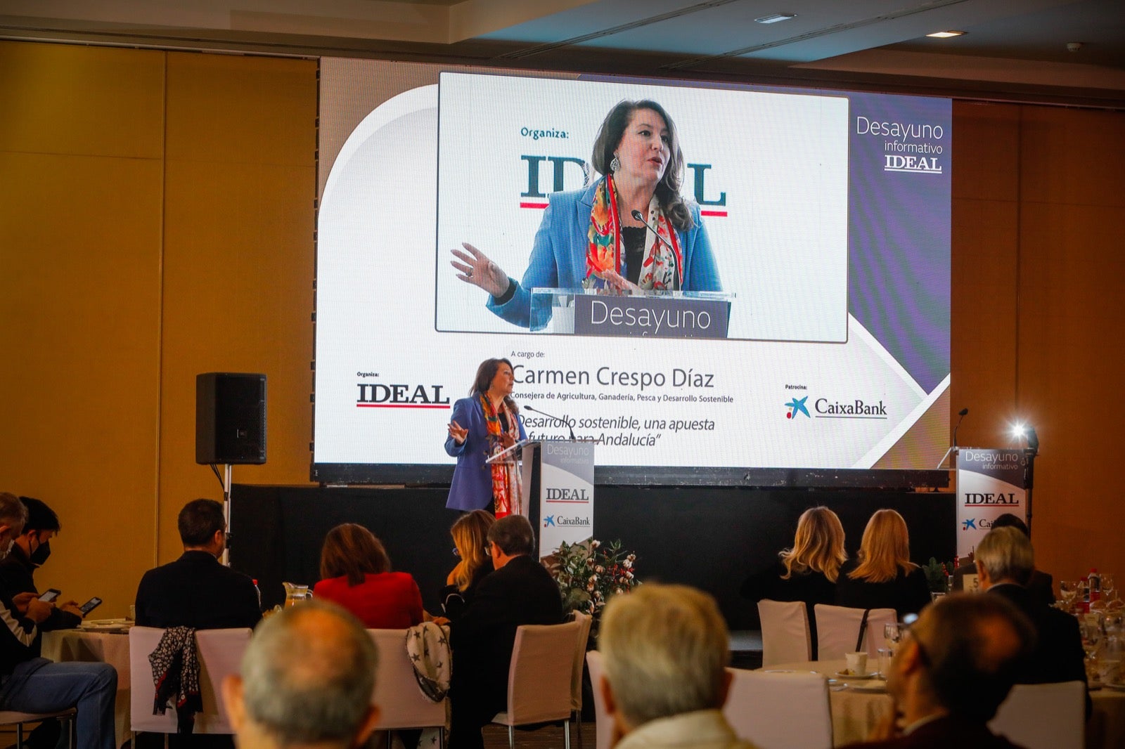 La consejera de Agricultura ha abordado este viernes los retos del sector agrícola en Granada y Andalucía