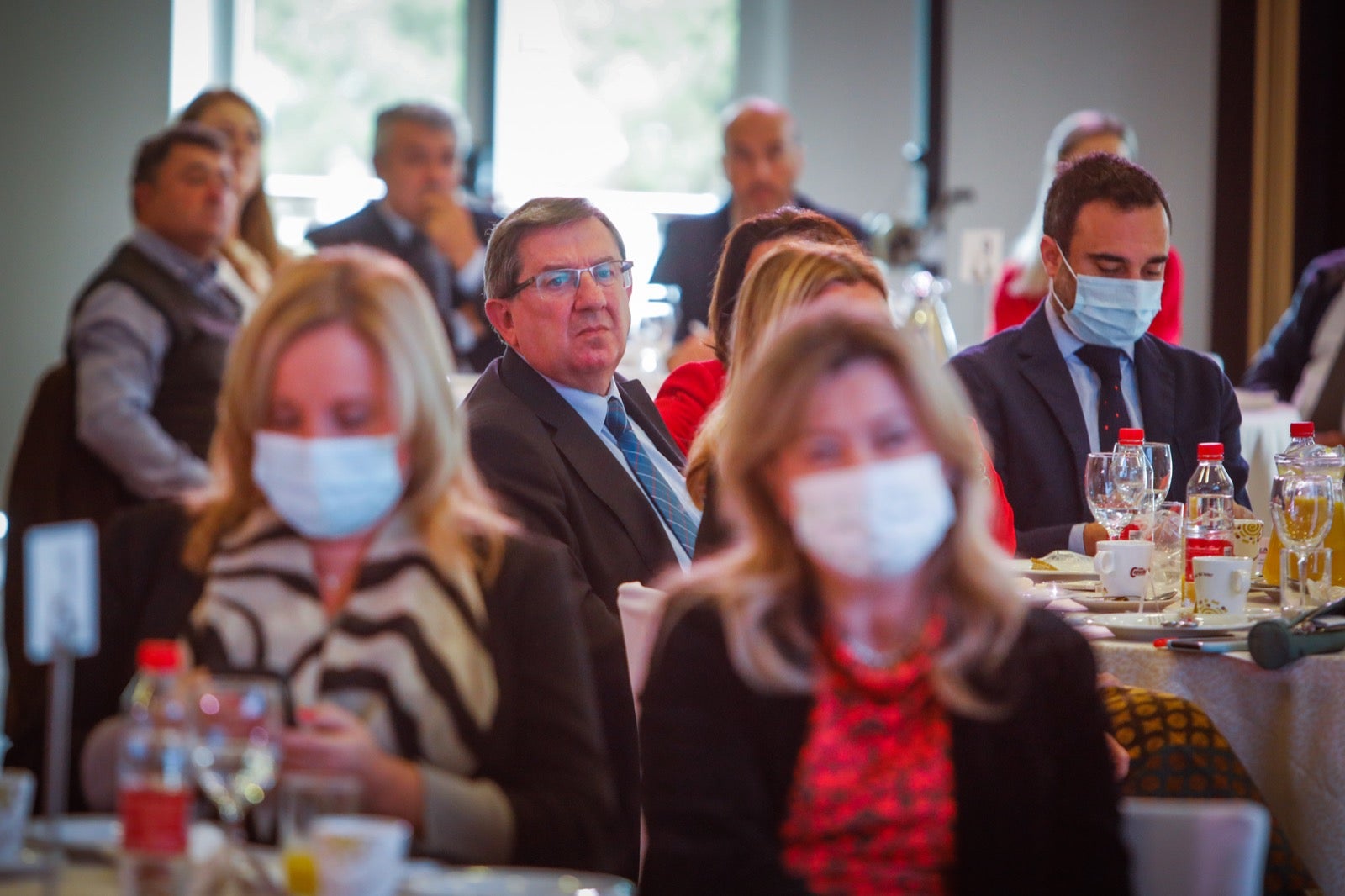 La consejera de Agricultura ha abordado este viernes los retos del sector agrícola en Granada y Andalucía