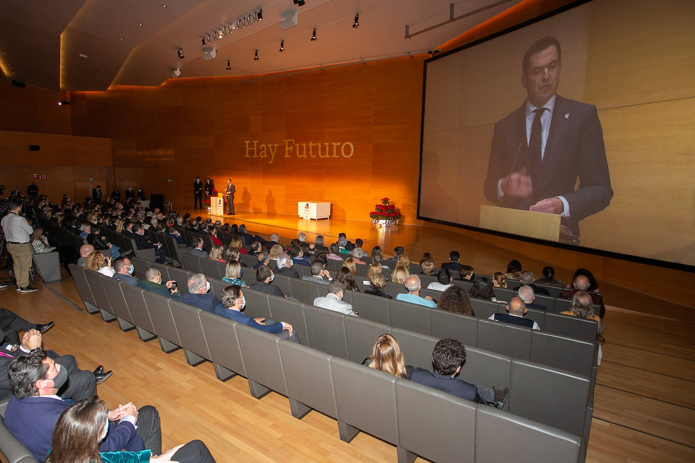 Homenajeados, autoridades e invitados en la gala de entrega de los Premios Ideales 2021.