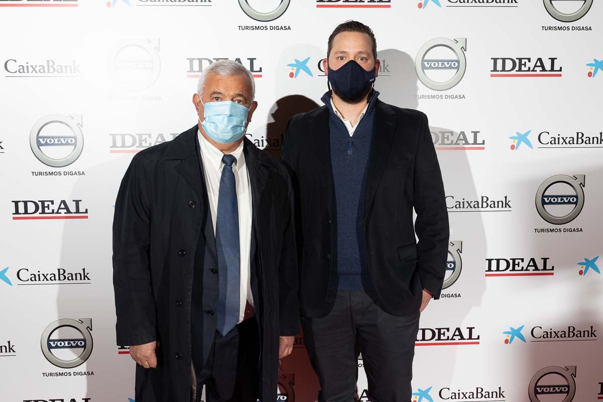 Homenajeados, autoridades e invitados en la gala de entrega de los Premios Ideales 2021.