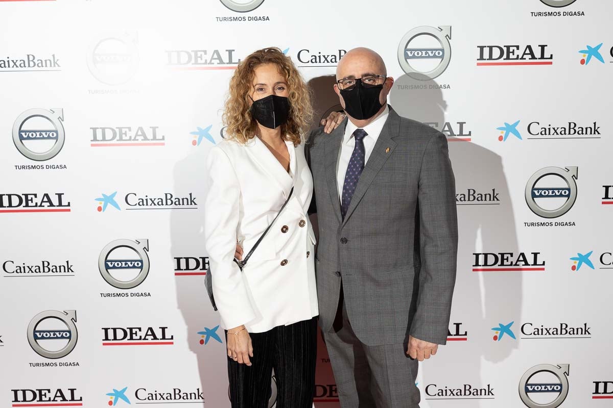 Homenajeados, autoridades e invitados en la gala de entrega de los Premios Ideales 2021.