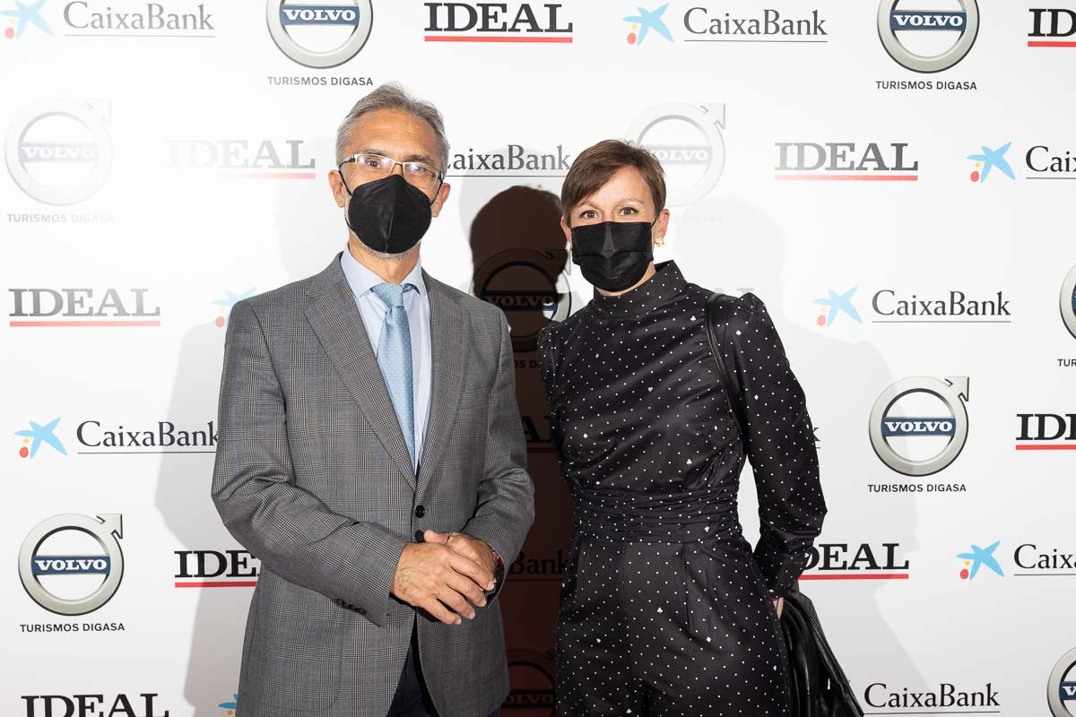 Homenajeados, autoridades e invitados en la gala de entrega de los Premios Ideales 2021.