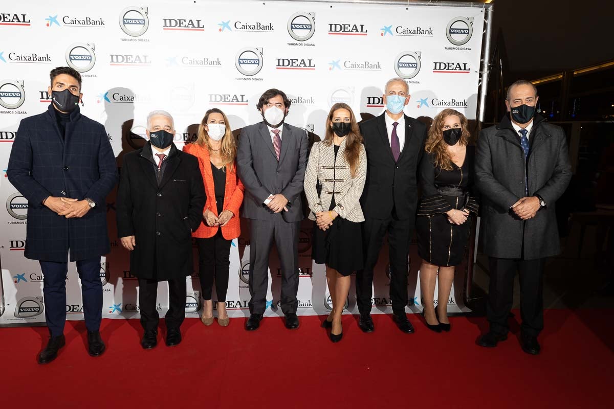 Homenajeados, autoridades e invitados en la gala de entrega de los Premios Ideales 2021.