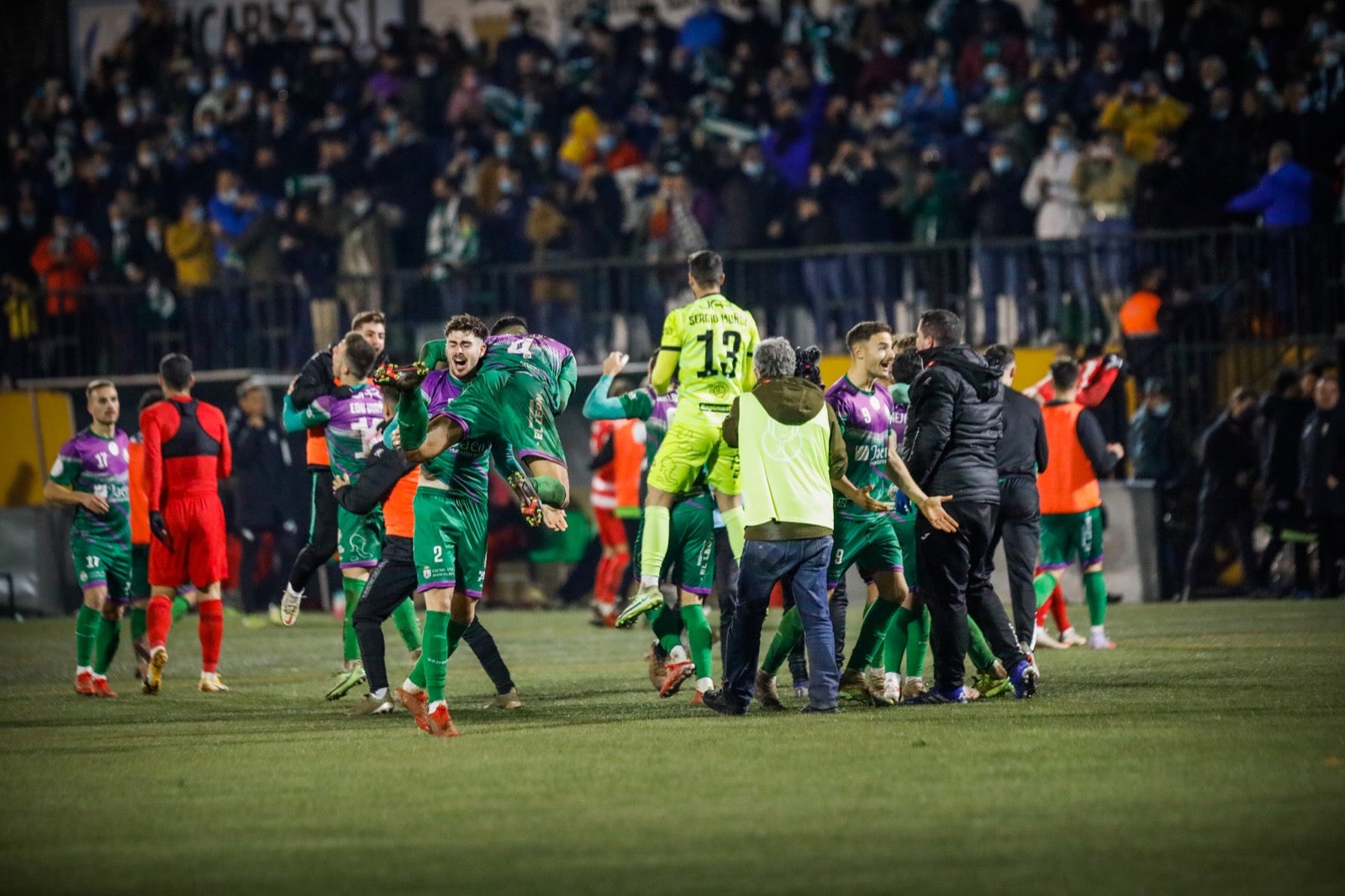 Fotos: Las mejores imágenes del Mancha Real-Granada
