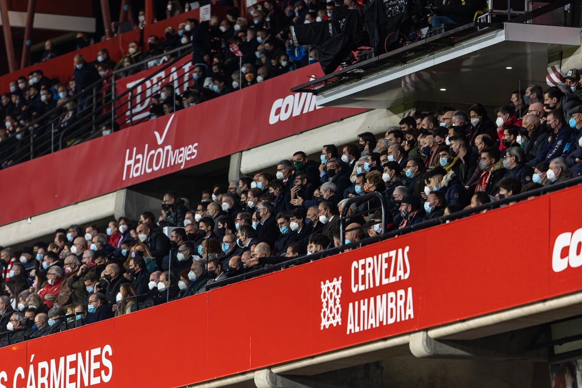 Fotos: Encuéntrate en la grada del Granada-Atlético de Madrid