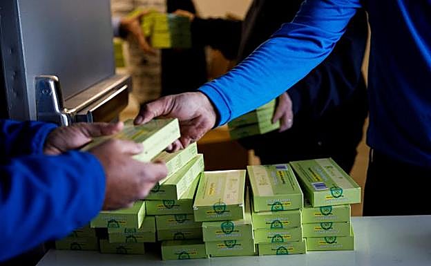 El precio de los test de antígenos varía hasta un 102% y piden una regulación «inmediata»