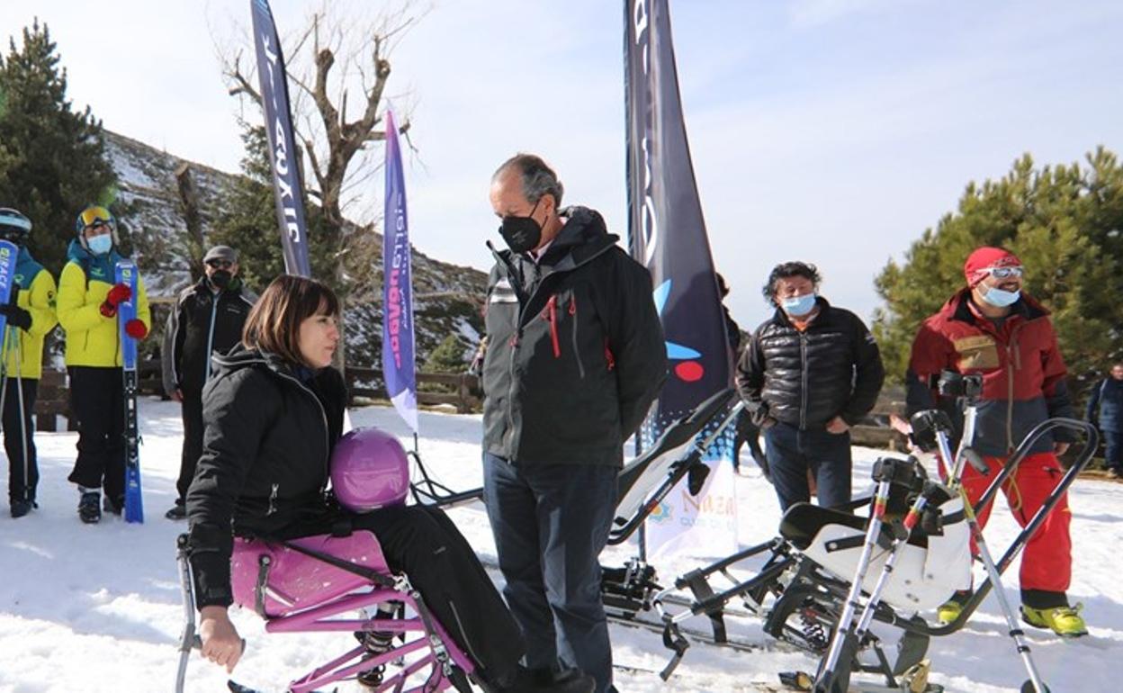 La estación presentó ayer los nuevos equipos cedidos por un acuerdo con Caixabank y Salomon