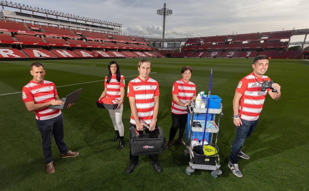 De izquierda a derecha: Paco Morales, Mari Pérez, Fernando Centeno, Mari Molina y David Peláez.