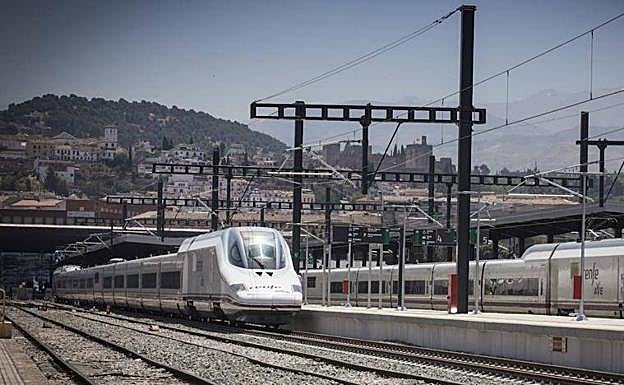 Trenes en Granada.