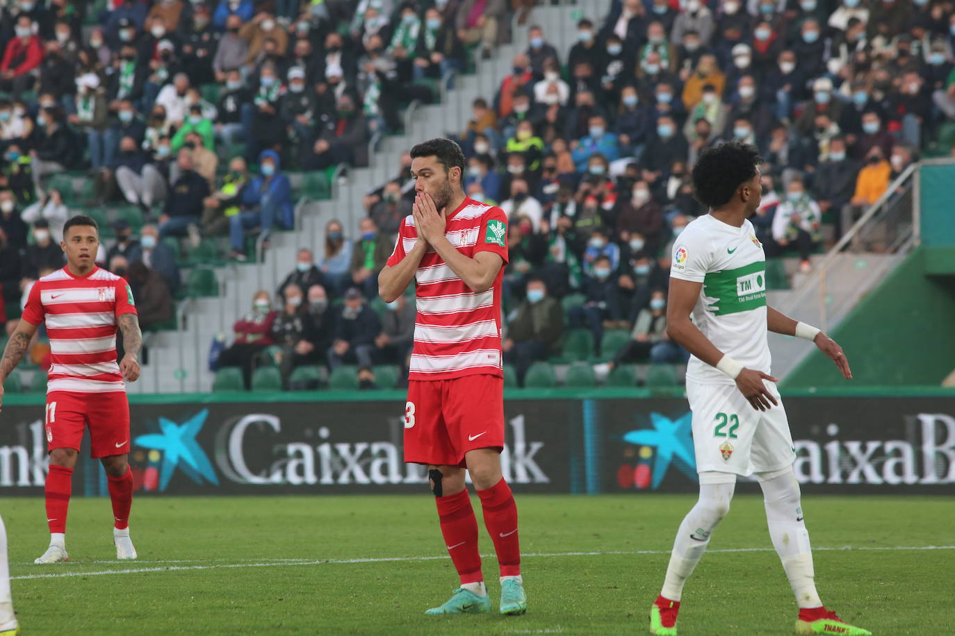 Las imágenes del partido entyre Elche y Granada