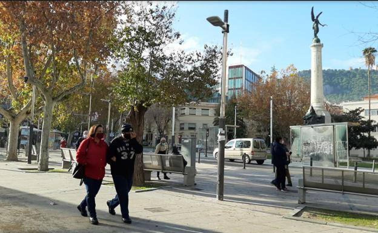 Plaza de las Batallás, en la capital, que pierde población un año más. 