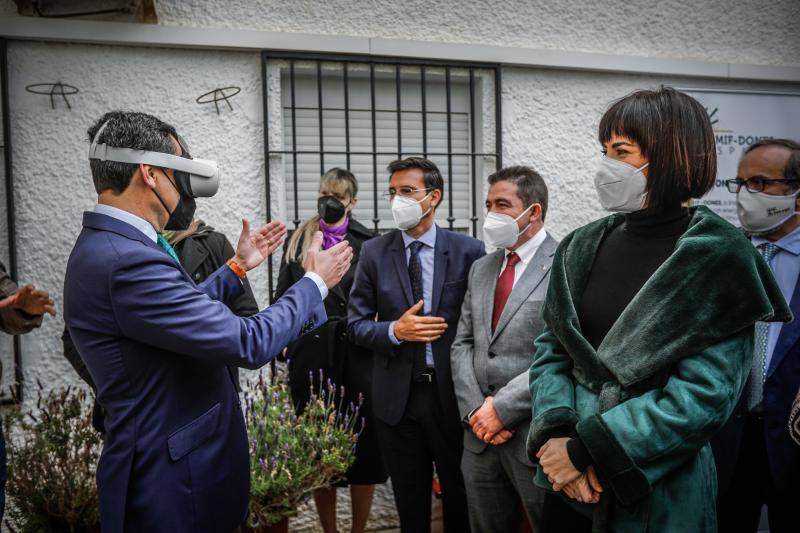 Moreno se adentra en un escenario virtual gracias a un proyecto que la UGR llevó a Escúzar. 