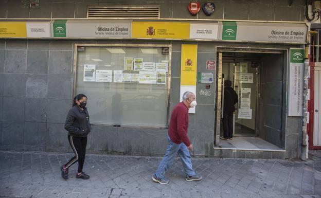 La ayuda extra por desempleo que entrega el SEPE de más de 400 euros