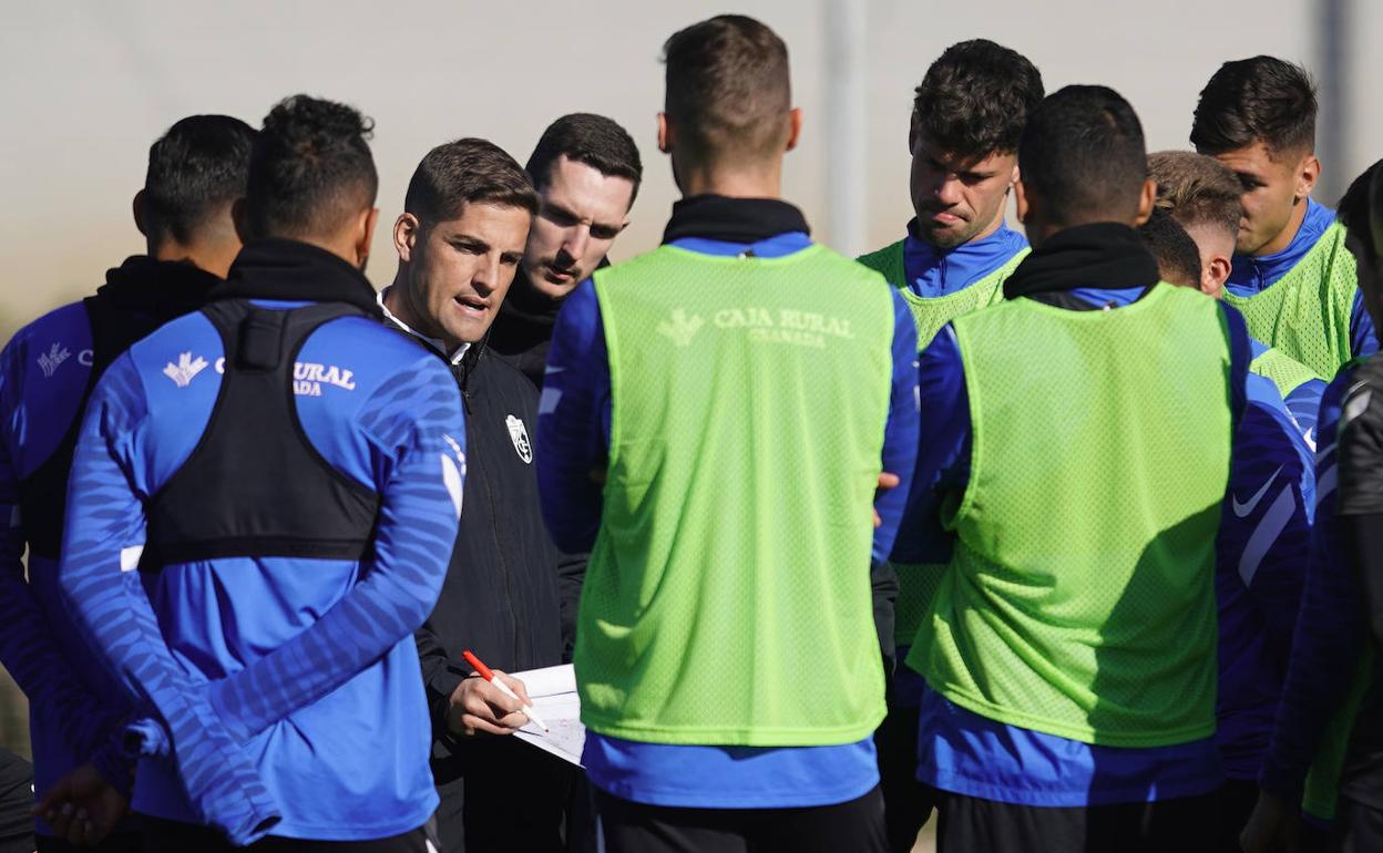 Robert Moreno, en un entrenamiento. 