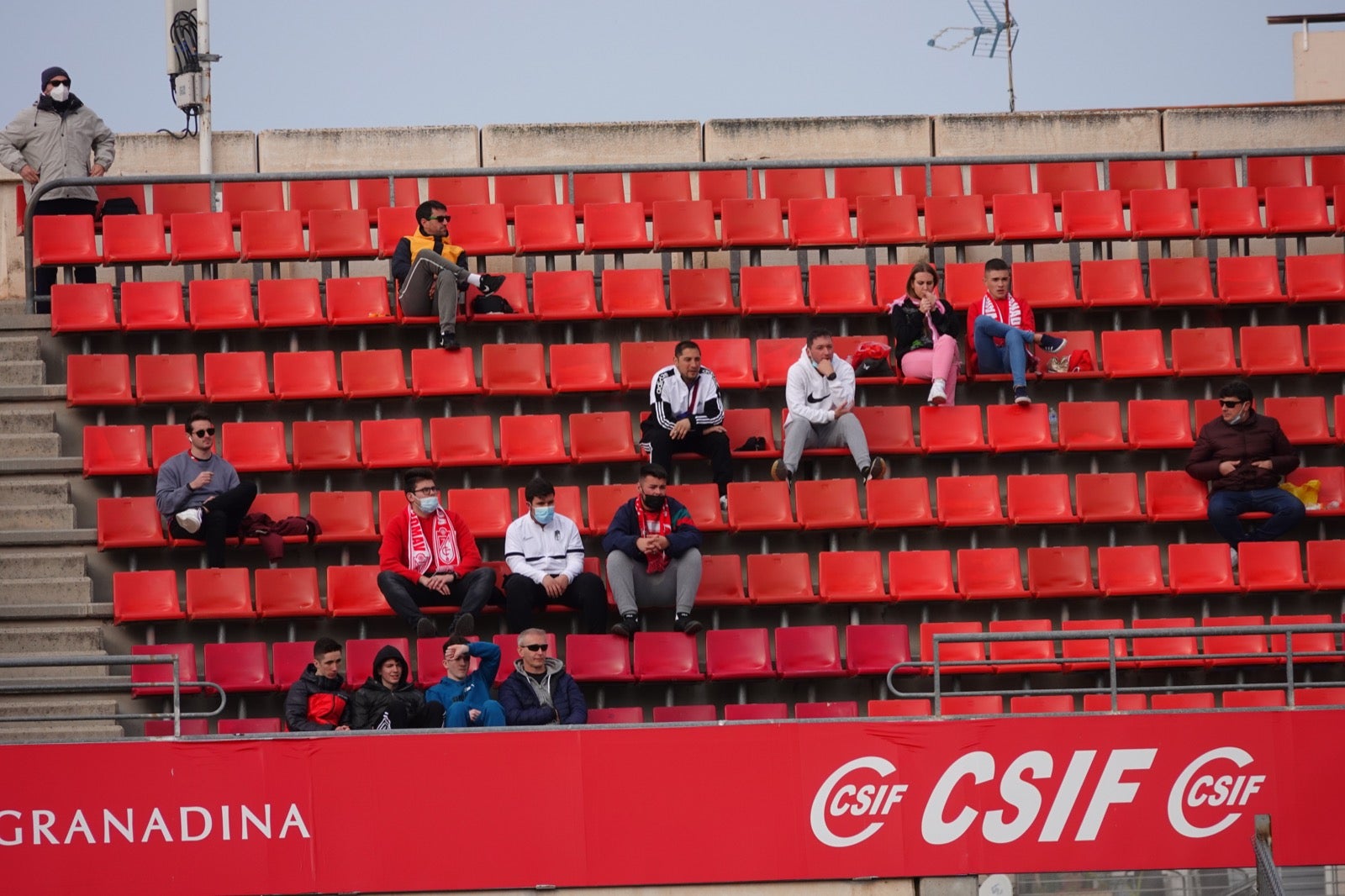 ¿Has estado en el partido entre Granada y Osasuna? Aquí puedes verte en tu localidad