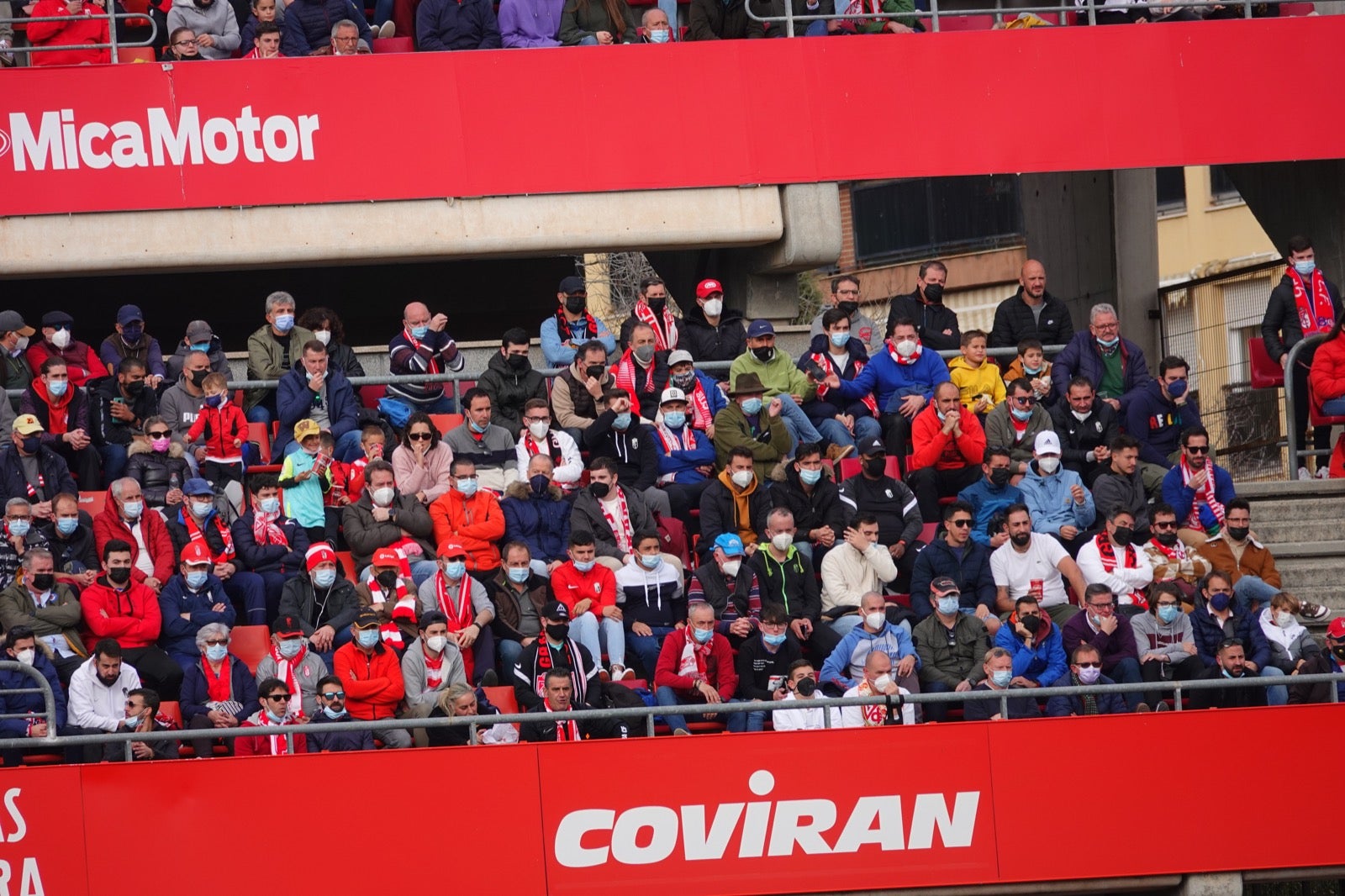 ¿Has estado en el partido entre Granada y Osasuna? Aquí puedes verte en tu localidad