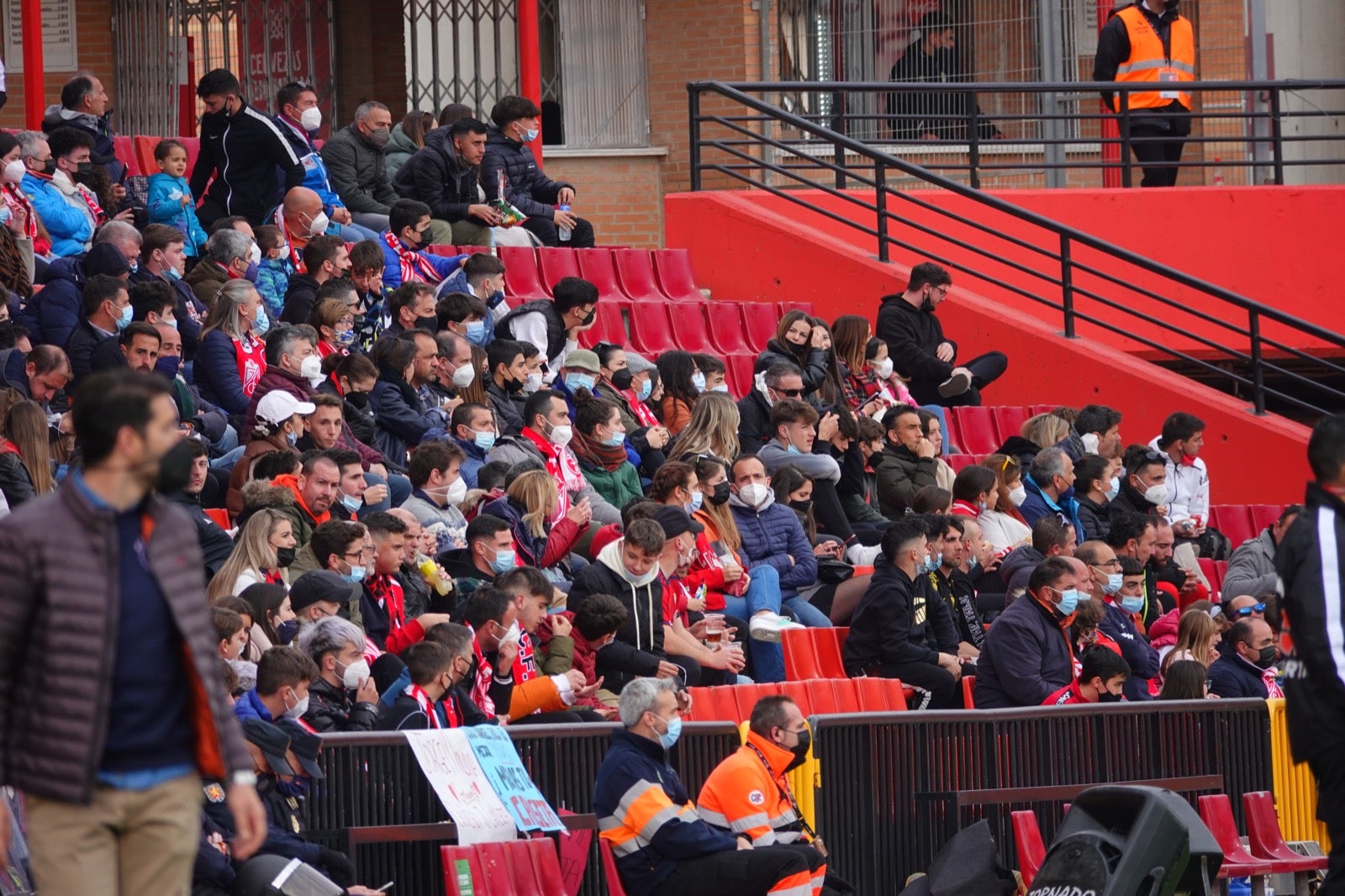 ¿Has estado en el partido entre Granada y Osasuna? Aquí puedes verte en tu localidad