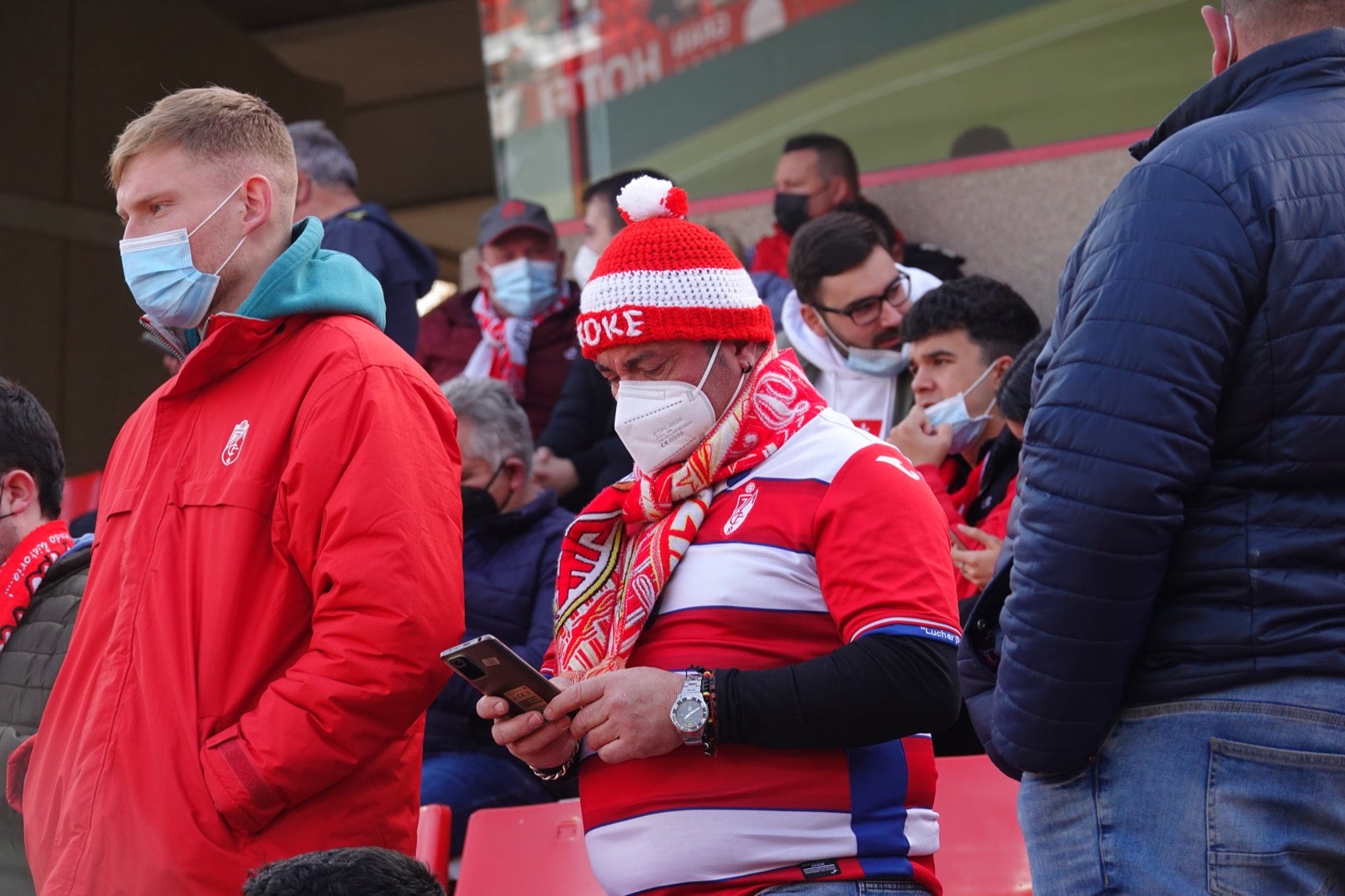¿Has estado en el partido entre Granada y Osasuna? Aquí puedes verte en tu localidad