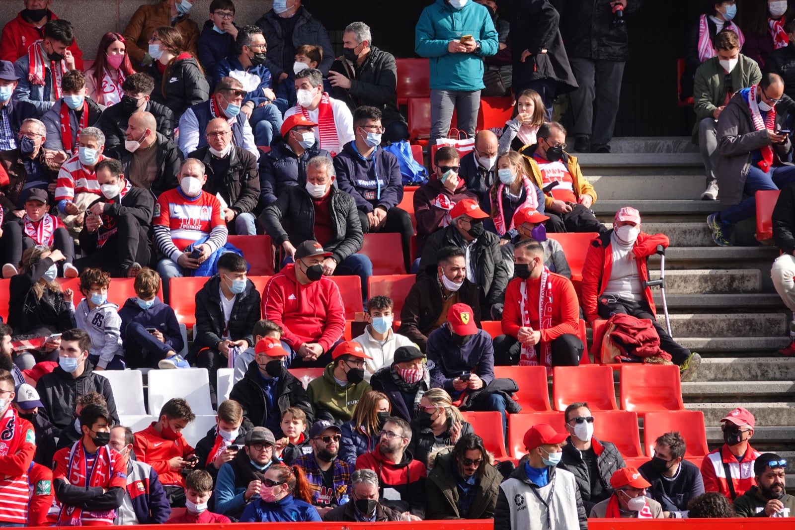 ¿Has estado en el partido entre Granada y Osasuna? Aquí puedes verte en tu localidad