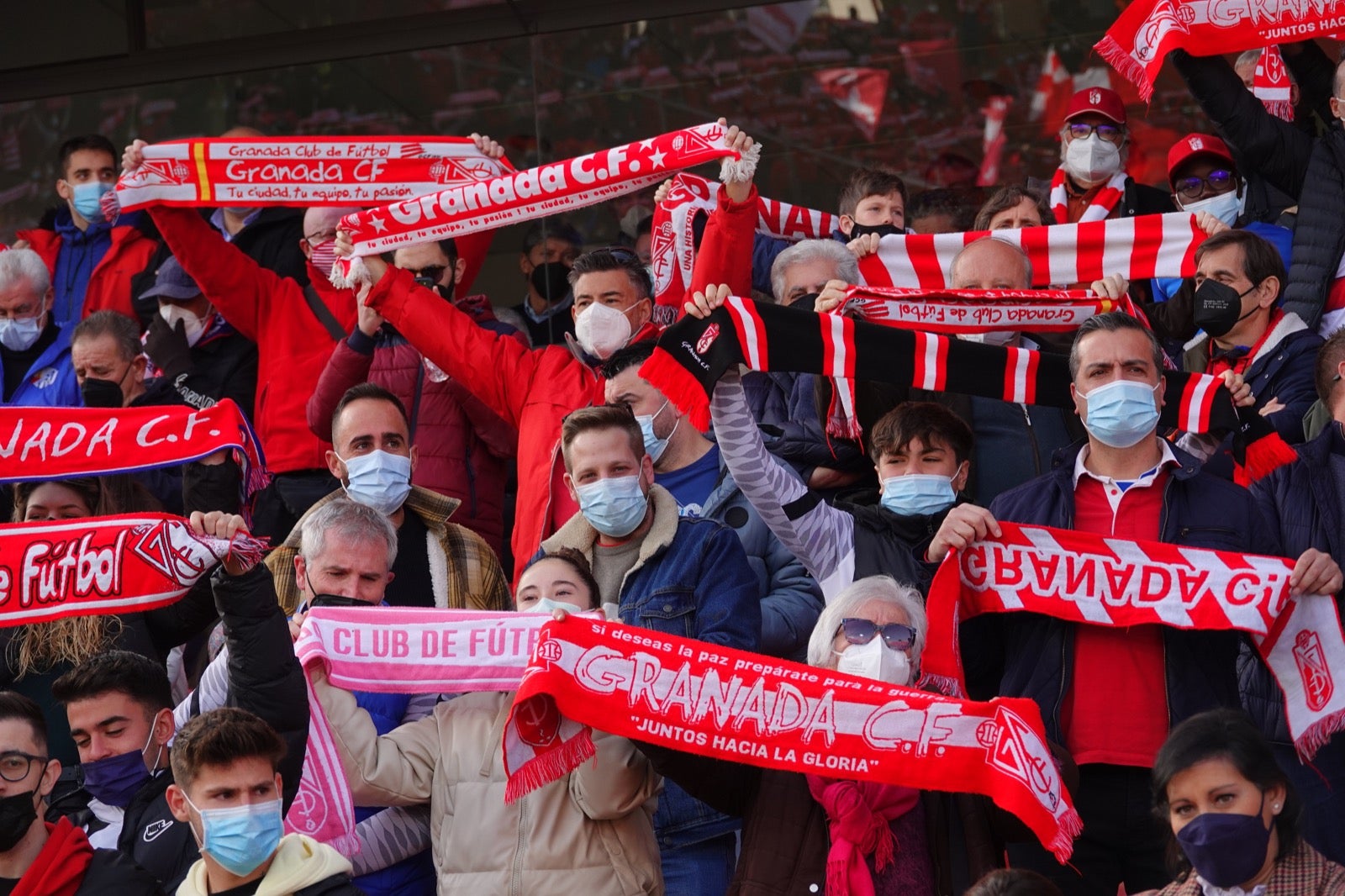 ¿Has estado en el partido entre Granada y Osasuna? Aquí puedes verte en tu localidad