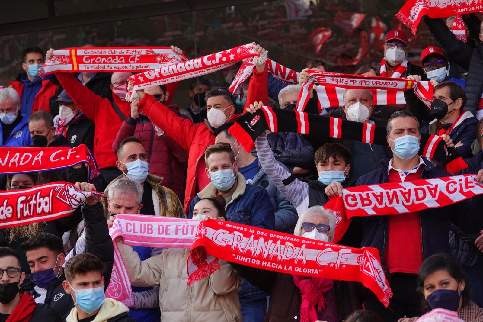 ¿Has estado en el partido entre Granada y Osasuna? Aquí puedes verte en tu localidad