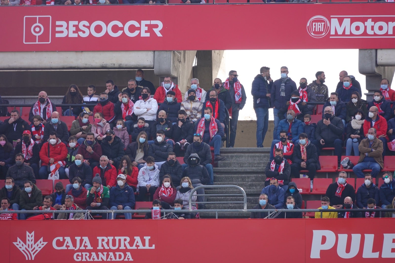 ¿Has estado en el partido entre Granada y Osasuna? Aquí puedes verte en tu localidad