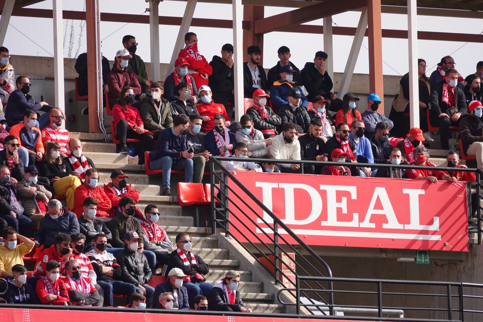 ¿Has estado en el partido entre Granada y Osasuna? Aquí puedes verte en tu localidad