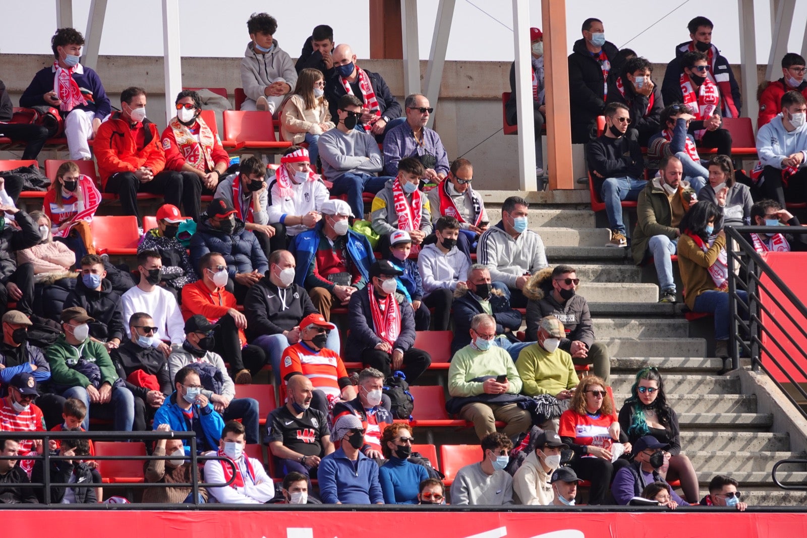 ¿Has estado en el partido entre Granada y Osasuna? Aquí puedes verte en tu localidad
