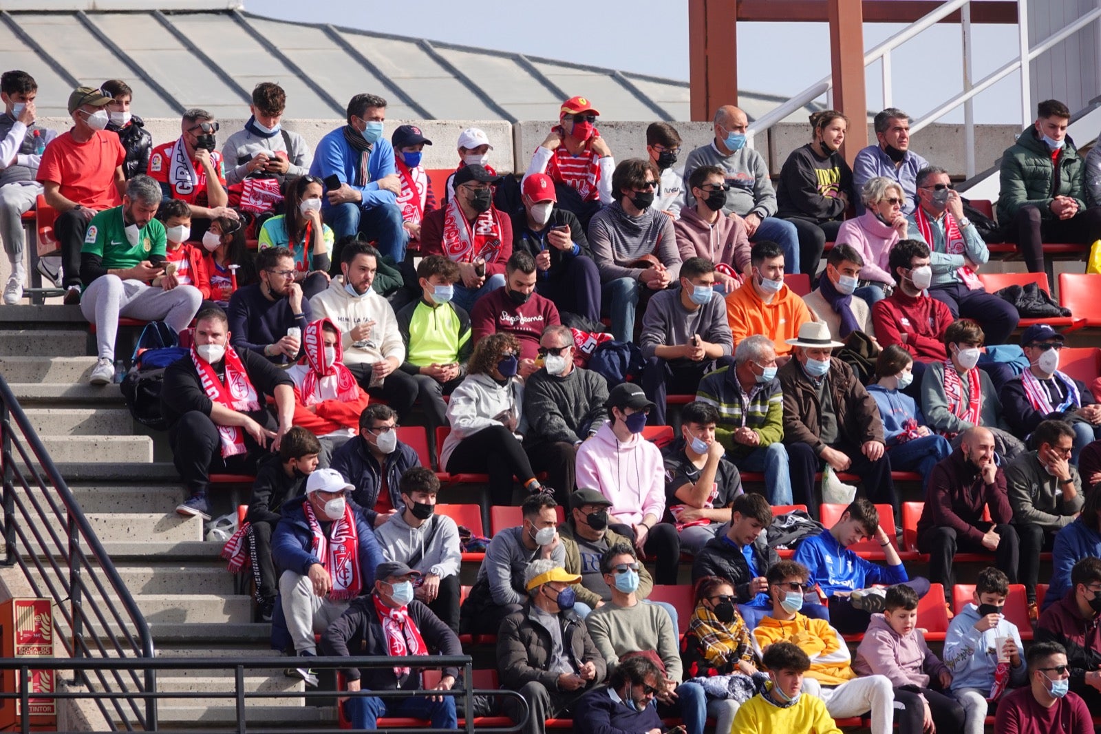 ¿Has estado en el partido entre Granada y Osasuna? Aquí puedes verte en tu localidad