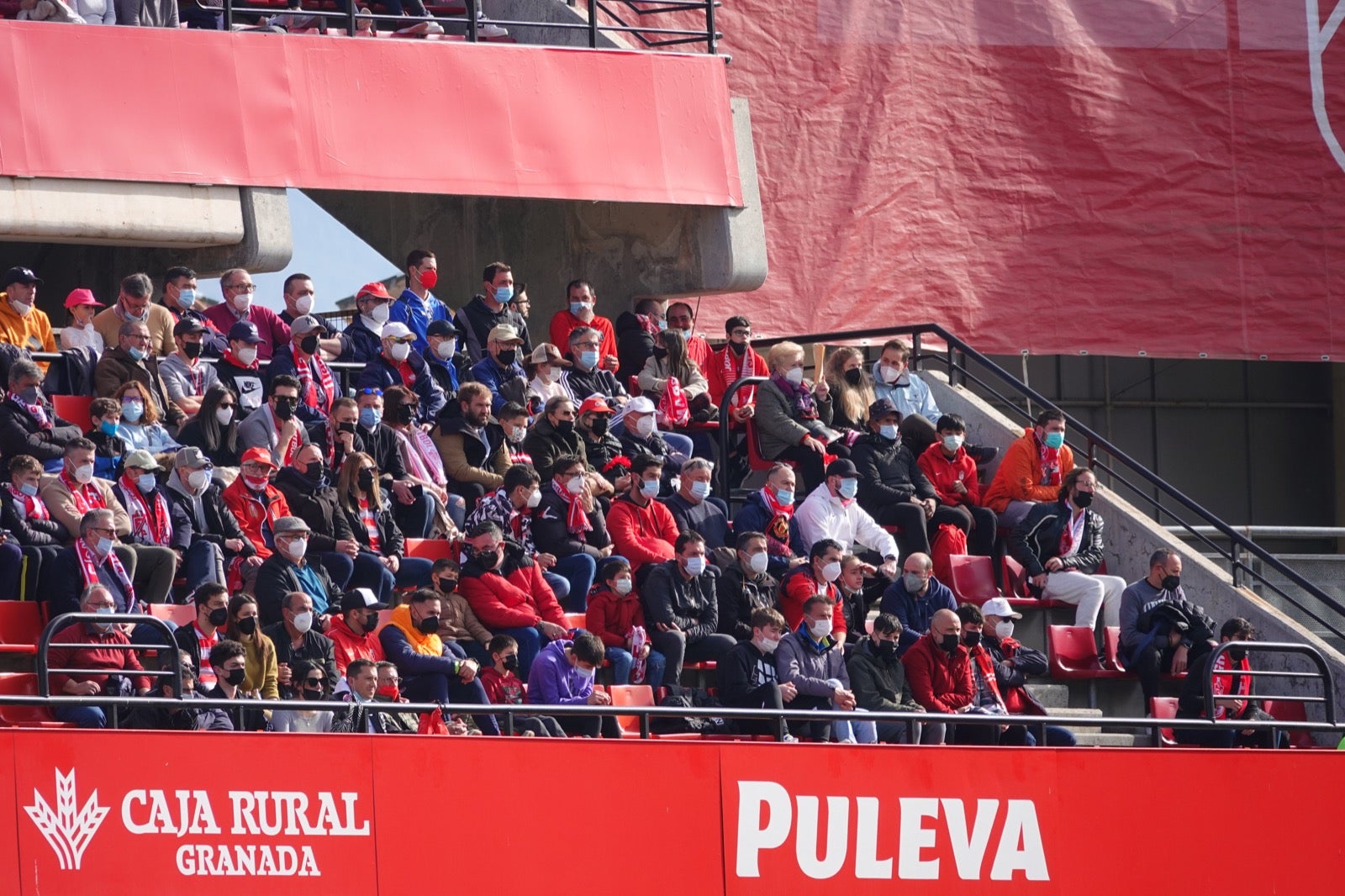 ¿Has estado en el partido entre Granada y Osasuna? Aquí puedes verte en tu localidad