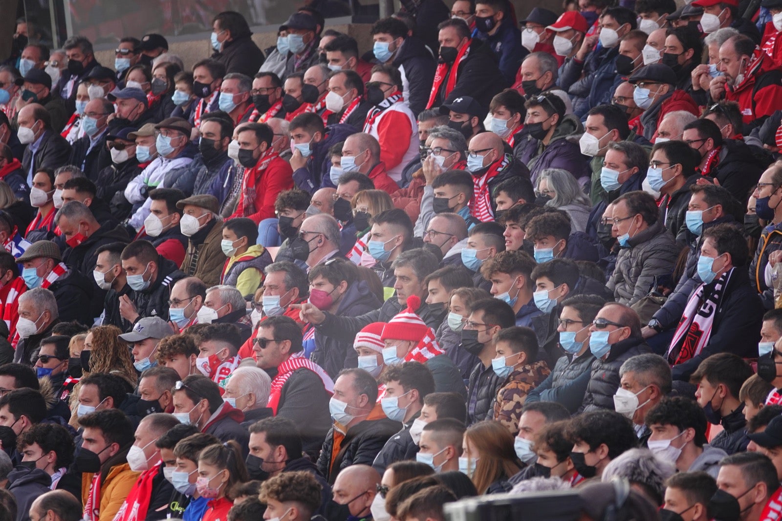 ¿Has estado en el partido entre Granada y Osasuna? Aquí puedes verte en tu localidad