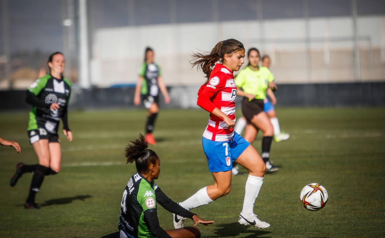 Laura Pérez, una de las jugadoras más utilizadas por Roger Lamesa. 