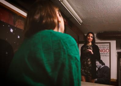 Imagen secundaria 1 - Tres fragmentos de la pieza 'No mires hacia arriba' ideada por Sara, Manuel y Alicia para IDEAL. 