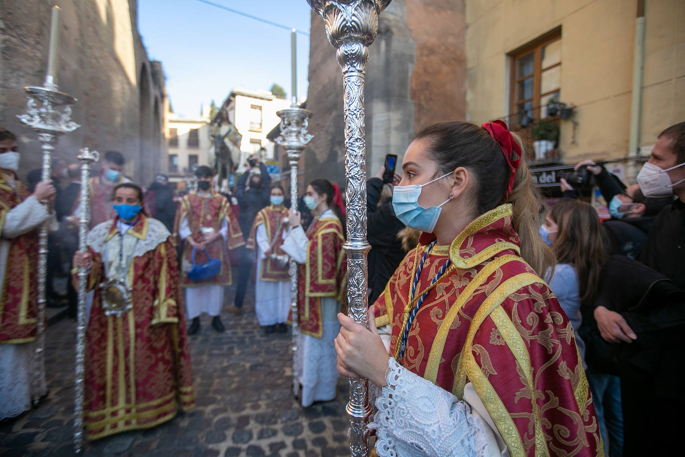 La Borriquilla y el Nazareno, por las calles de Granada.