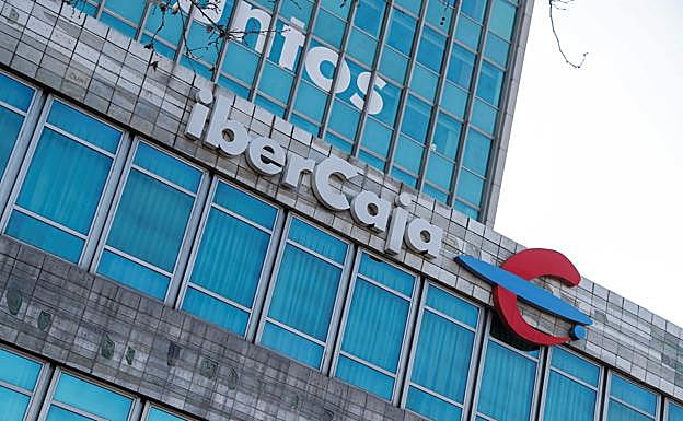 Vista general de la sede de Ibercaja Banco, en Zaragoza. 