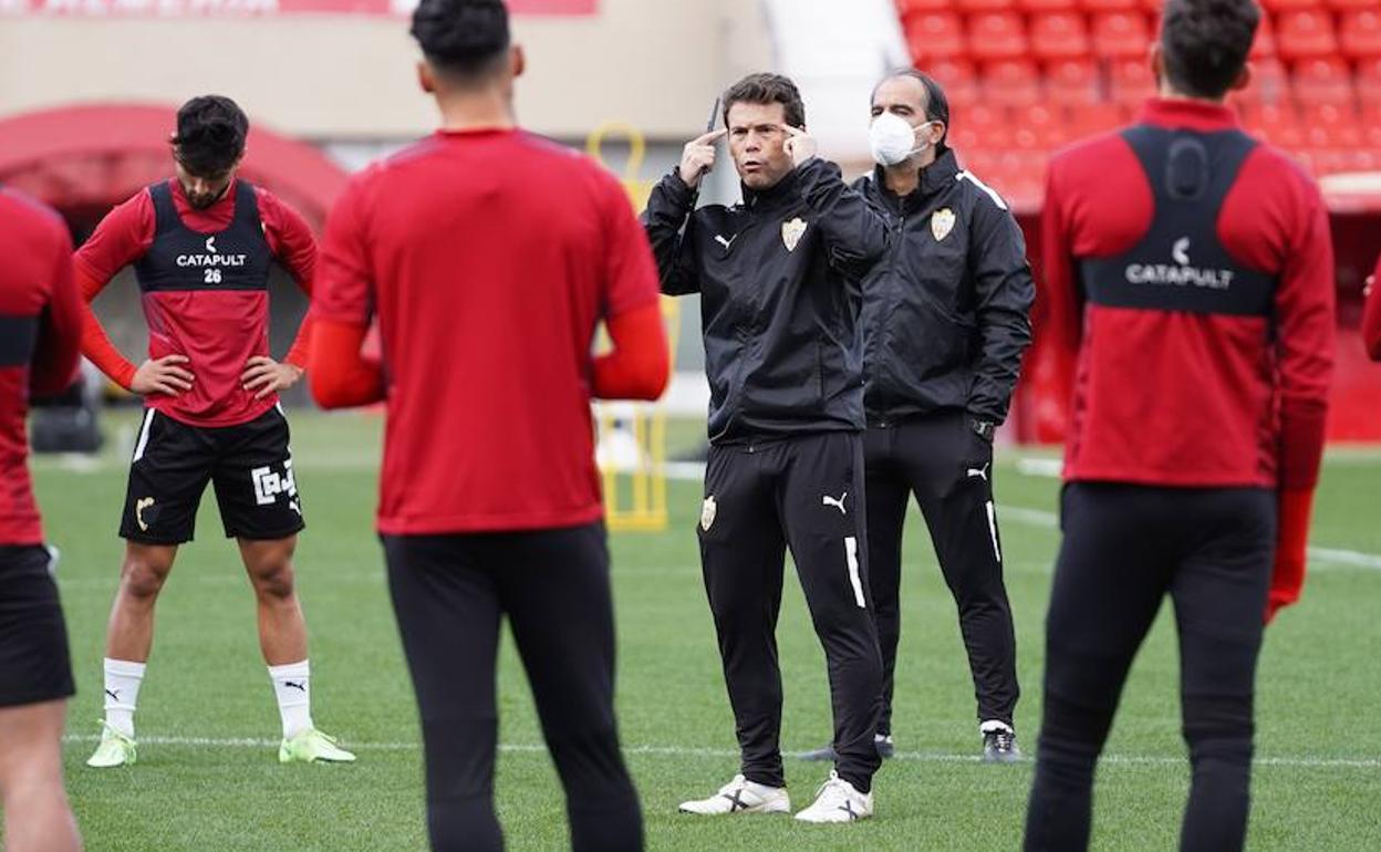 La UDA lleva dos derrotas seguidas en el Estadio de los Juegos Mediterráneos en la Liga Santander.