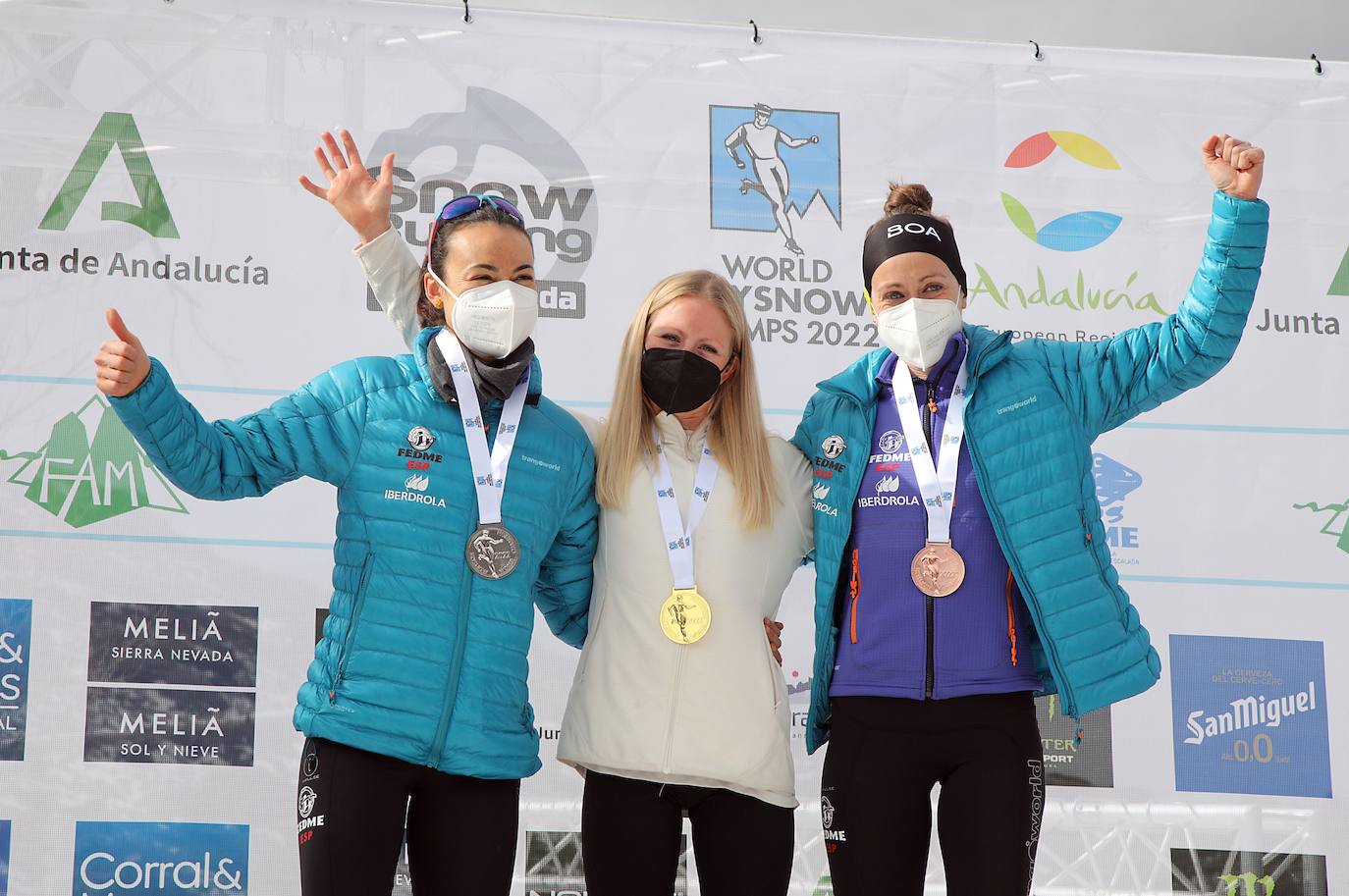 Silvia Lara, Lina El Kott Helander y Virginia Perez, plata, oro y bronce. 