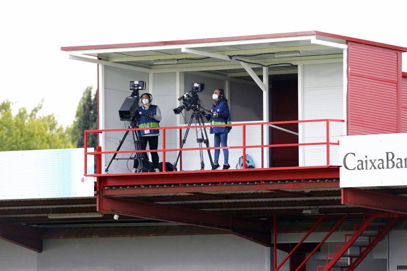 Cámaras de televisión en el partido de la UDAlmería en Miranda. 
