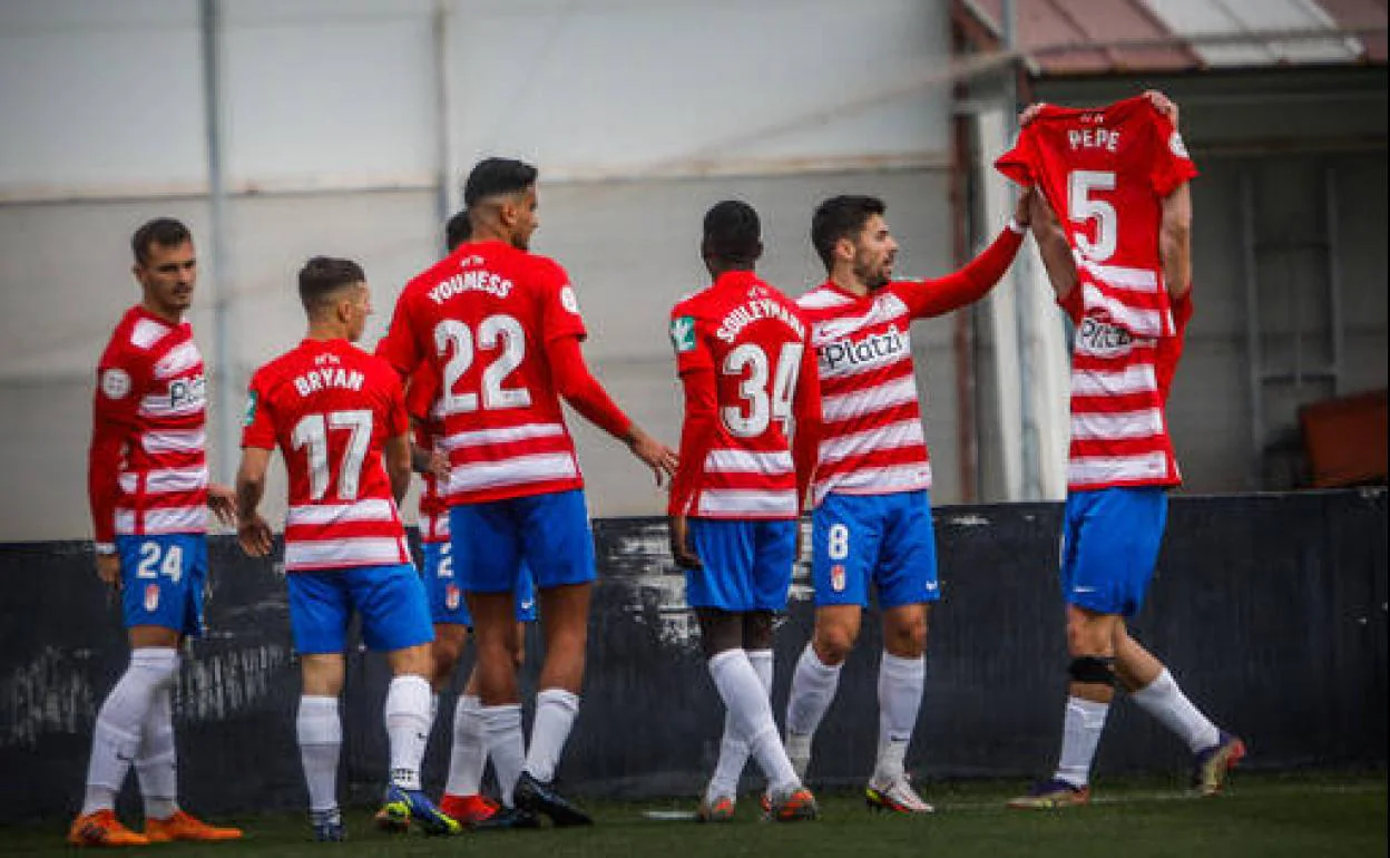 El Recreativo Granada Vence Al Melilla | Ideal