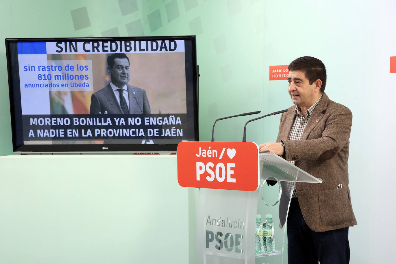 Francisco Reyes durante la rueda de prensa. 