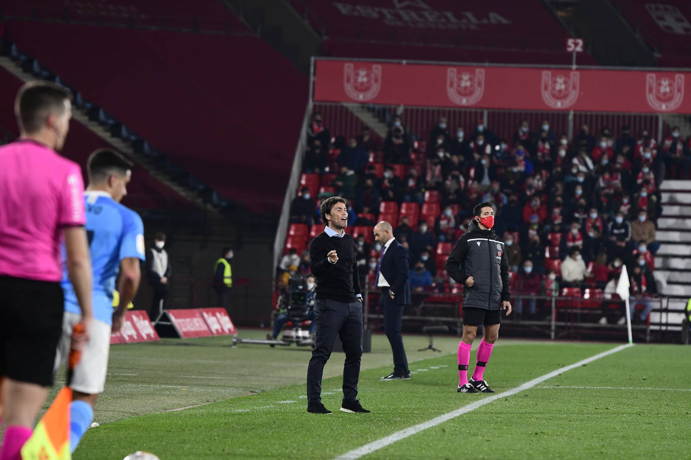 Rubi dirige el partido el paado viernes. 