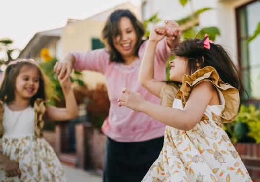 Baile en familia.