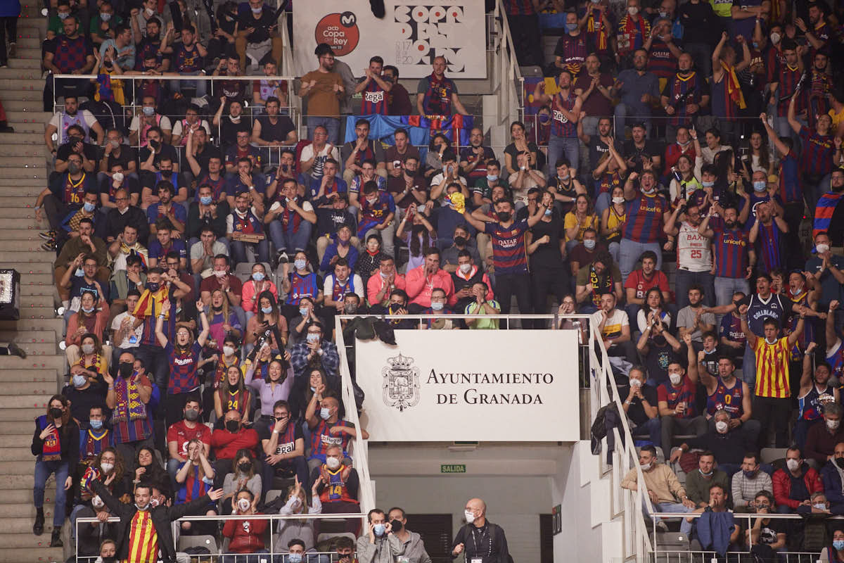 Las imágenes de las gradas del Palacio de los Deportes de Granada en el último encuentro de cuartos de final