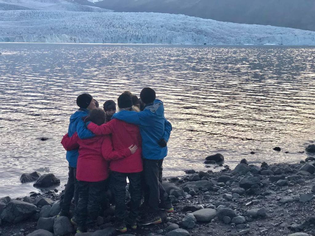 Candela con sus compañeros durante la expedición. 